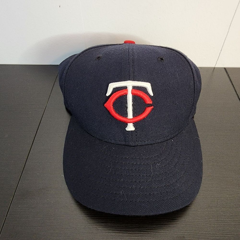 New Era Navy Blue Red White Minnesota Twins Logo Cap